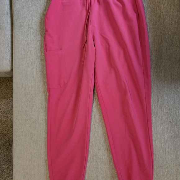Women's Mandala One Pocket Scrub Set High Waisted in Hot Pink M - Picture 3 of 7